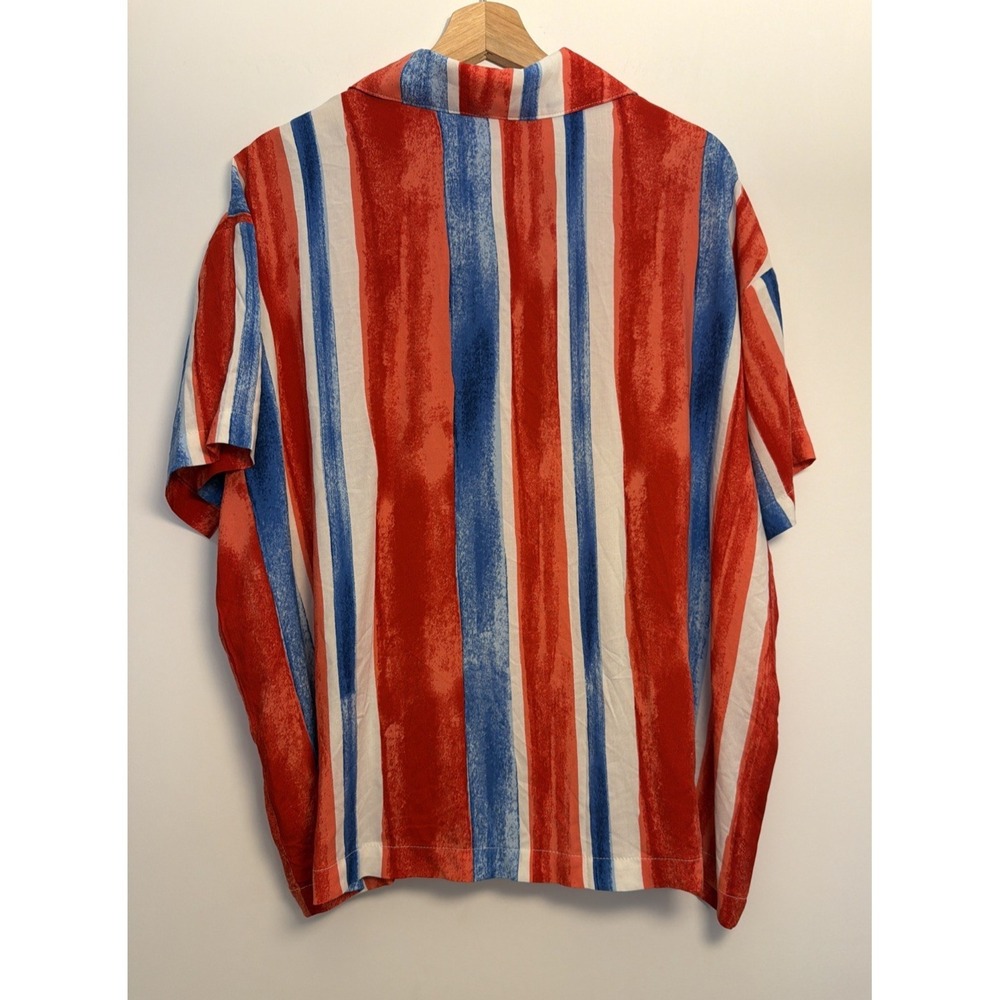 New Original Use Mens 100% Rayon Striped Button Down Shirt Size L Red White Blue - Picture 3 of 11